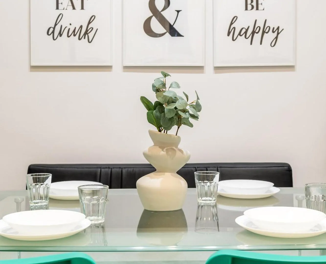 Urban Lights Apartment In Downtown Budapest
