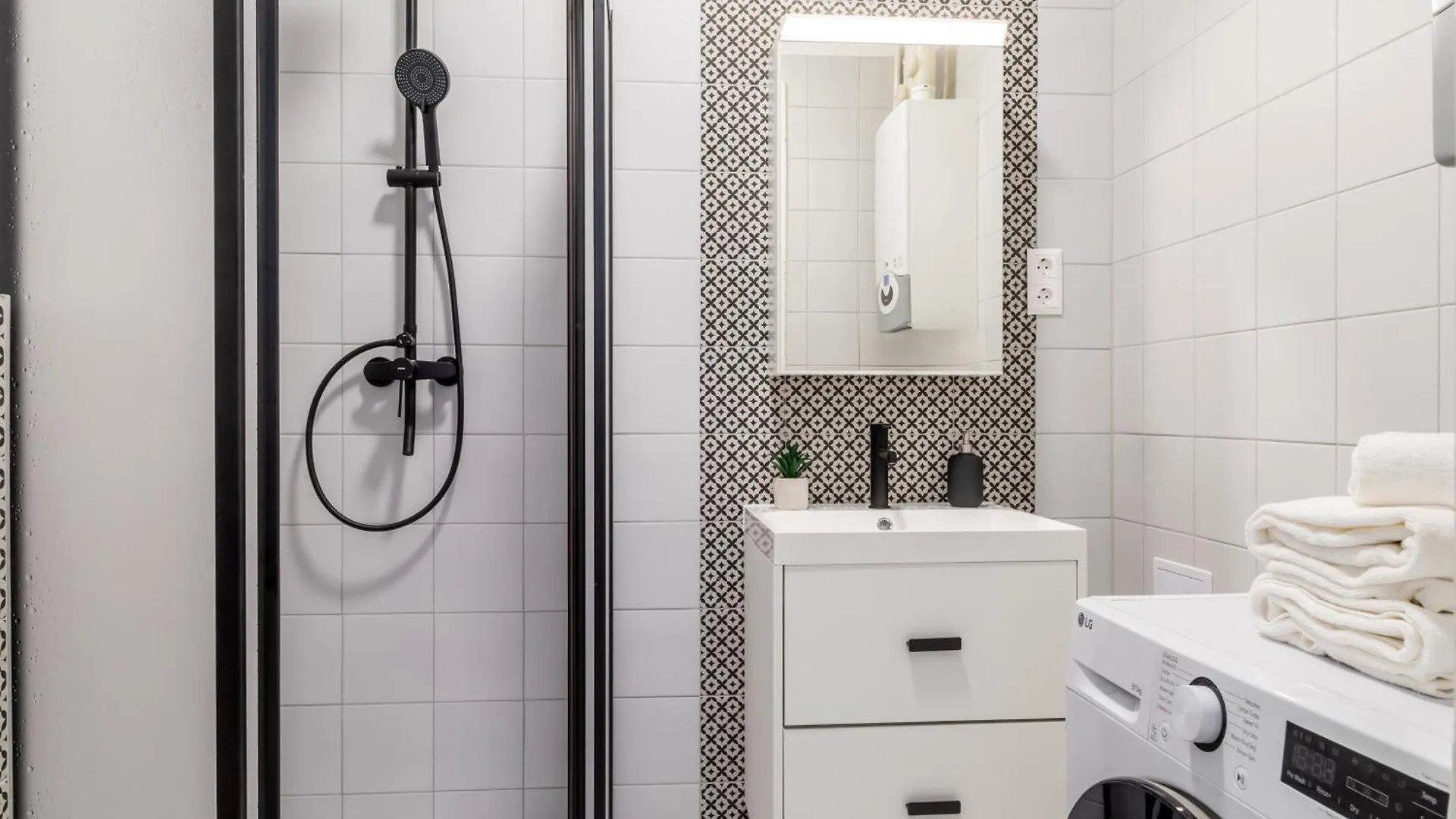 Urban Lights Apartment In Downtown Budapest 0*,